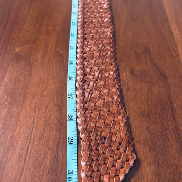 Banana Republic Woven Leather Belt with Brass Buckle, Ladies Size M/L - Picture 5 of 6